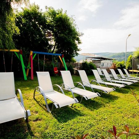 Pensiunea Danubia Ieşelniţa Exteriér fotografie